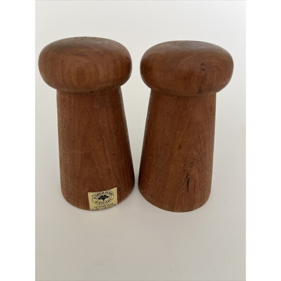 Vintage Teak Wood 4” Salt & Pepper Shakers Baker, Hart, & Stuart Stickers - Picture 2 of 8